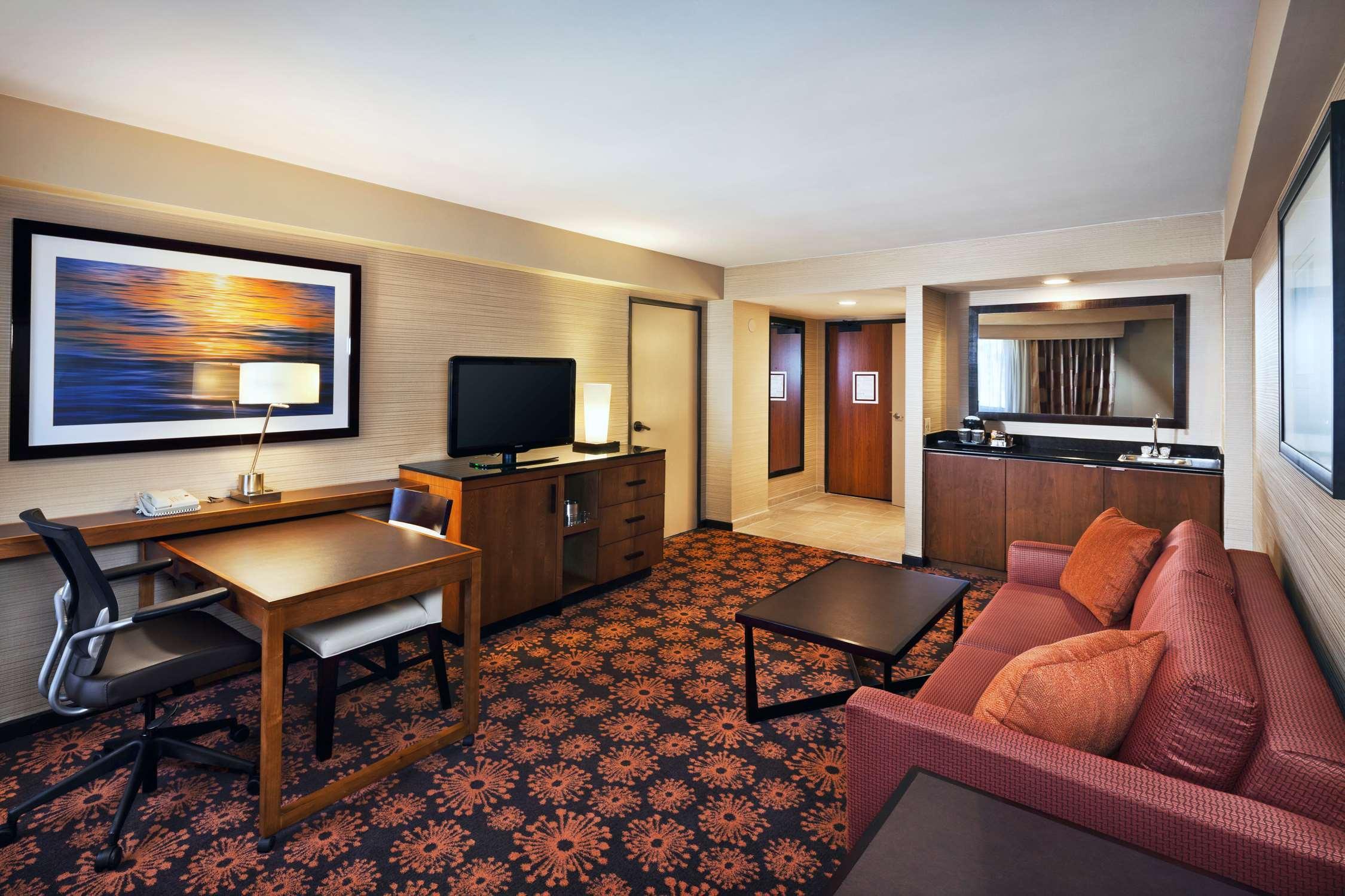 Doubletree By Hilton San Francisco Airport Hotel Бърлингейм Стая снимка