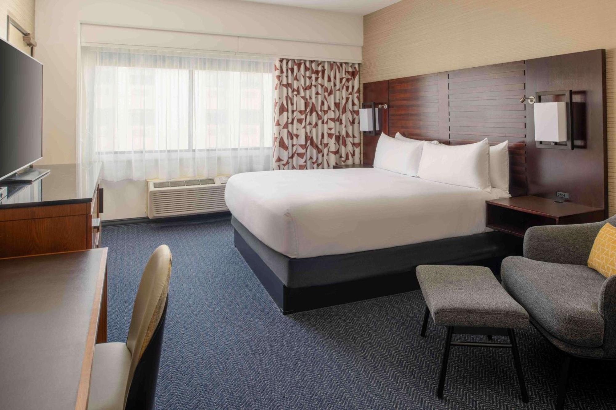 Doubletree By Hilton San Francisco Airport Hotel Бърлингейм Екстериор снимка